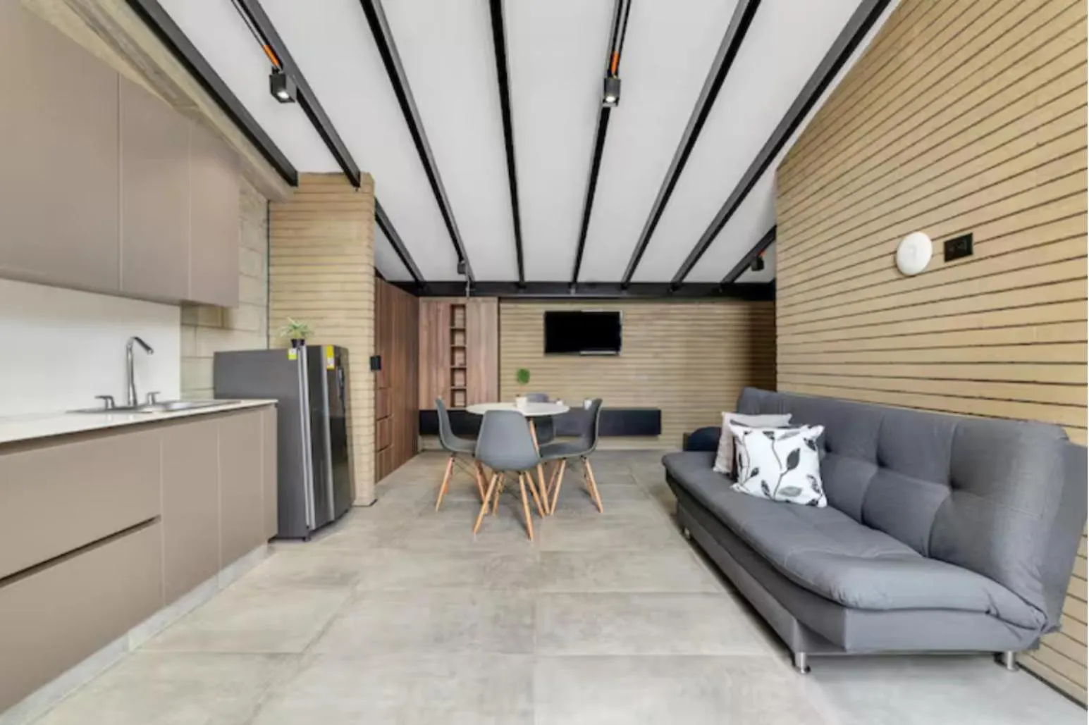 Apartamento Recinto68 Medellín 0*,  Colombia