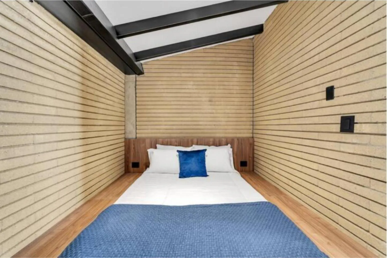 Apartamento Recinto68 Medellín 0*,  Colombia